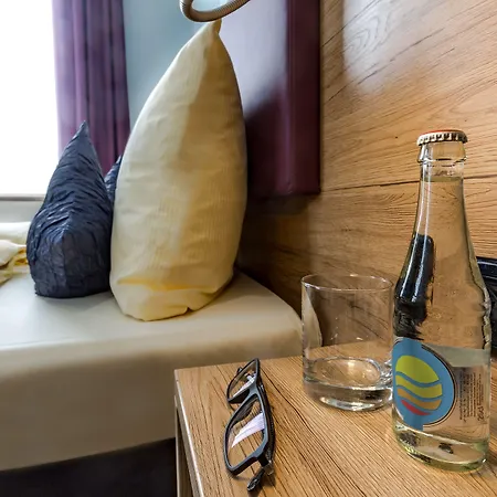 Comfort Frankfurt Station Hotel 3*