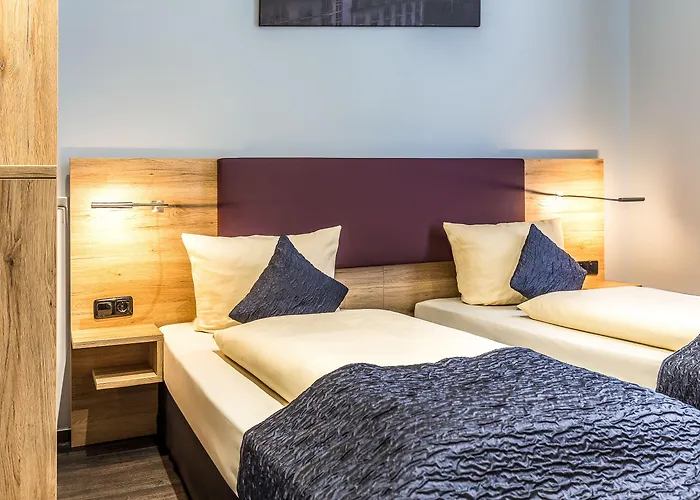 Hotel Comfort Frankfurt Station 3*