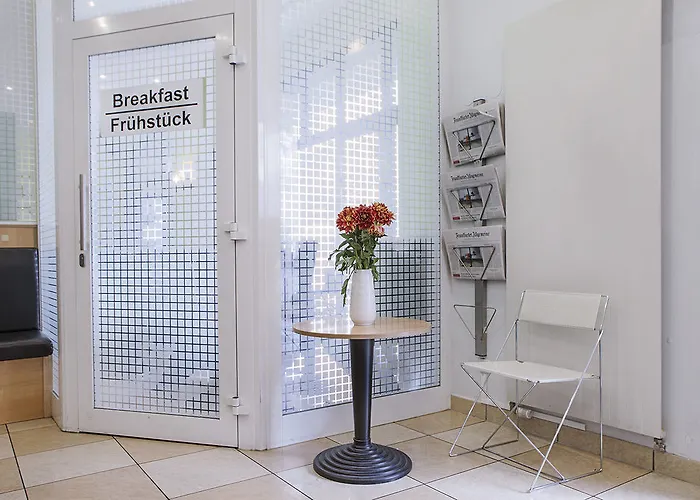 Comfort Frankfurt Station 3* Frankfurt nad Mohanem