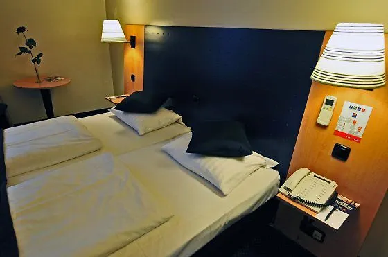 Comfort Frankfurt Station