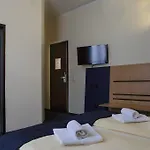 Ocean Pearl Frankfurt Station Hotel