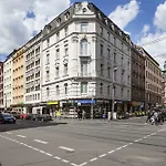 Ocean Pearl Frankfurt Station Hotel