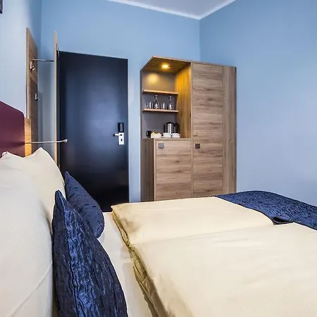 Hotel Comfort Frankfurt Station 3*