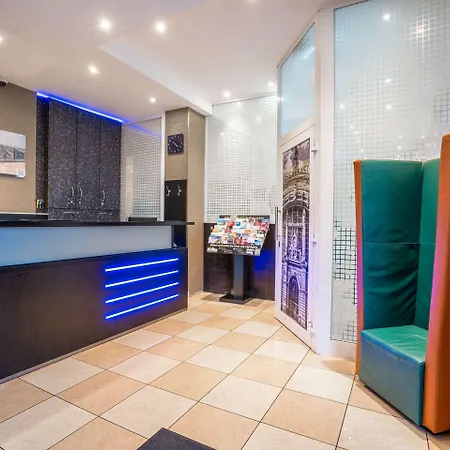 Comfort Frankfurt Station