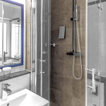 Comfort Frankfurt Station Hotel 3*