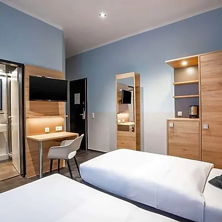 Hotel Ocean Pearl Frankfurt Station 3*