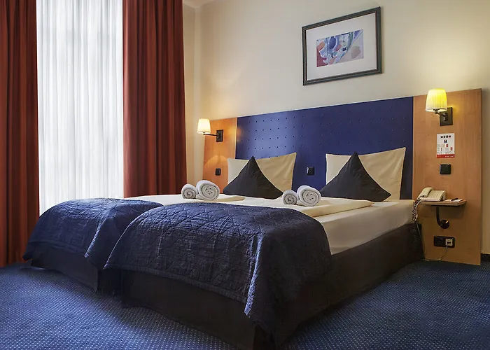 Hotel Comfort Frankfurt Station 3*
