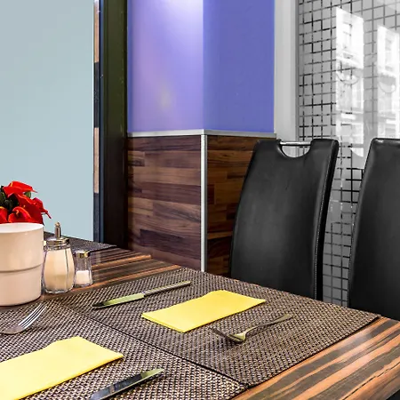 Comfort Frankfurt Station