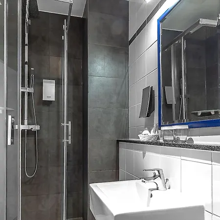 Comfort Frankfurt Station Hotell 3*